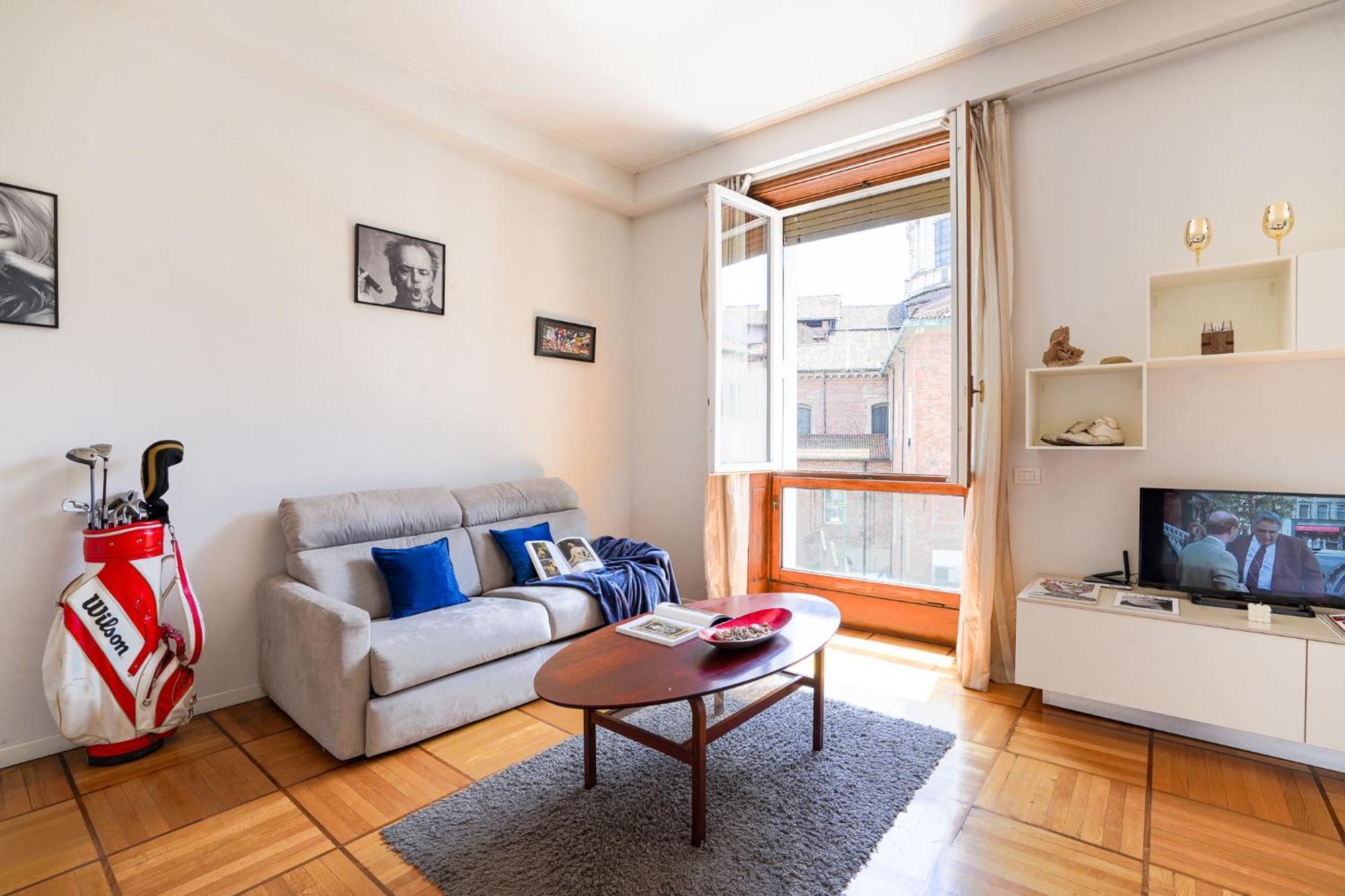 Duomo Center Apartment Milan Bagian luar foto